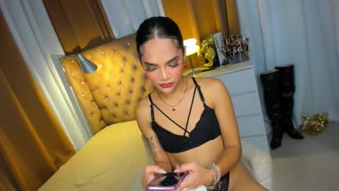 ashleyfuckinghash online show from 11/10/25, 04:00