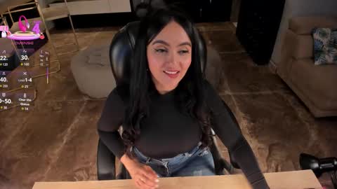 Snapshot of ashleyjhonson1 chatting on 03/18/26, 08:12 Ashley Jhonson online show from 03/18/26, 08:12