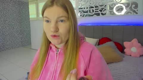 AshleyJonse online show from 02/02/26, 06:01