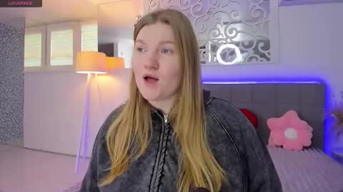 AshleyJonse online show from 02/15/26, 06:21