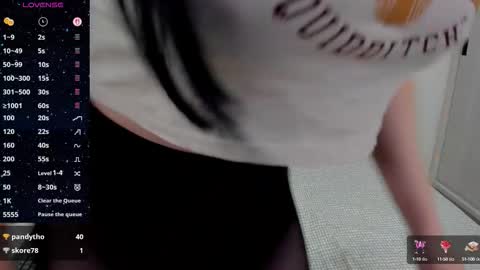 Ashley knight online show from 10/04/25, 01:36