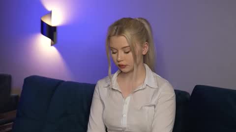 AshleyNiko online show from 12/04/25, 05:43