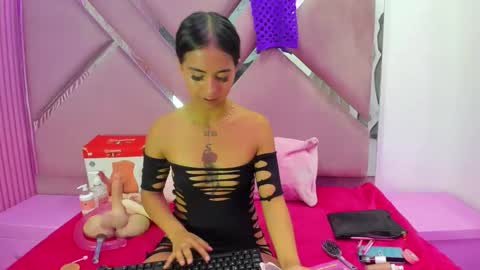 AshleyPrescott online show from 10/24/25, 02:24