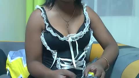 Snapshot of ashleyqueen_x chatting on 10/05/25, 03:43 ashleyqueen X online show from 10/05/25, 03:43