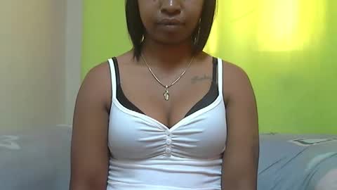 Snapshot of ashleyqueen_x chatting on 10/11/25, 08:57 ashleyqueen X online show from 10/11/25, 08:57