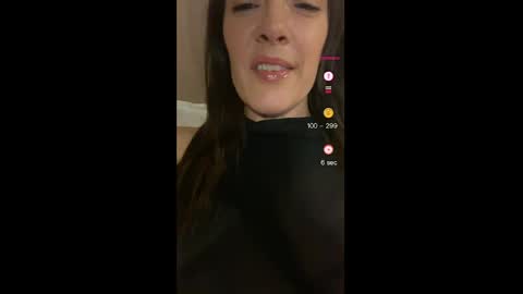 Snapshot of ashleyshyne69 chatting on 04/20/26, 11:57 Ashley online show from 04/20/26, 11:57