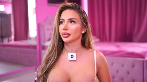 Ashley online show from 11/09/25, 10:57