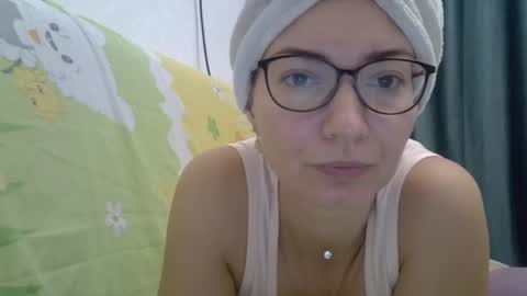 Ashley online show from 10/11/25, 05:50