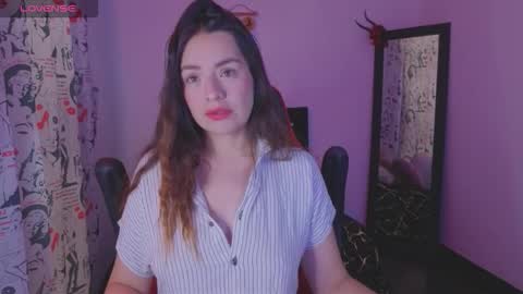 Snapshot of ashleyt1998 chatting on 11/12/25, 02:17 ASHLEY online show from 11/12/25, 02:17