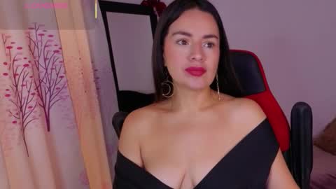 Snapshot of ashleyt1998 chatting on 01/09/26, 02:20 ASHLEY online show from 01/09/26, 02:20