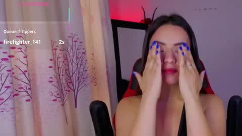 Snapshot of ashleyt1998 chatting on 01/10/26, 03:25 ASHLEY online show from 01/10/26, 03:25