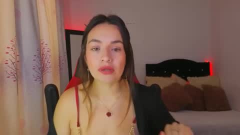 Snapshot of ashleyt1998 chatting on 02/14/26, 04:15 ASHLEY online show from 02/14/26, 04:15