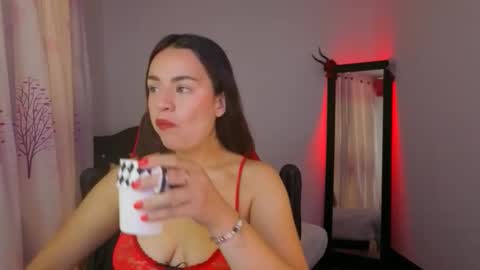 Snapshot of ashleyt1998 chatting on 02/22/26, 01:09 ASHLEY online show from 02/22/26, 01:09