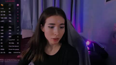 Snapshot of ashleytoxic chatting on 11/11/25, 01:11 Ashley online show from 11/11/25, 01:11