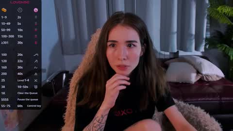 Snapshot of ashleytoxic chatting on 11/26/25, 08:04 Ashley online show from 11/26/25, 08:04