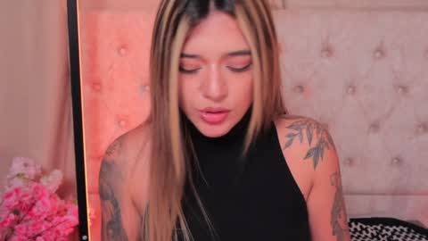 Ashley Lauren online show from 01/31/25, 07:07