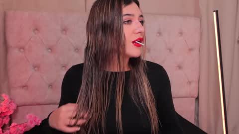 Ashley Lauren online show from 02/14/25, 04:04