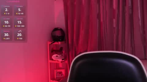 Ashley Lauren online show from 12/20/25, 05:14