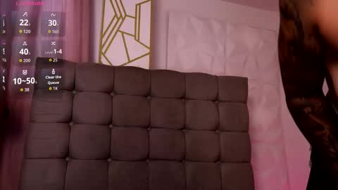 Ashley Lauren online show from 03/04/26, 08:15