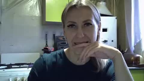 Snapshot of ashleyxhoney chatting on 11/07/25, 07:08 AshleyXHoney online show from 11/07/25, 07:08