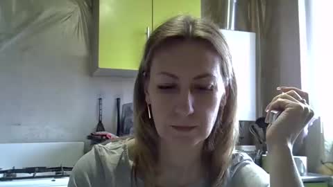 Snapshot of ashleyxhoney chatting on 04/20/26, 08:17 AshleyXHoney online show from 04/20/26, 08:17