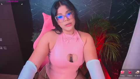 Snapshot of ashleyy18__ chatting on 11/01/25, 12:01 Ashleyy18 online show from 11/01/25, 12:01