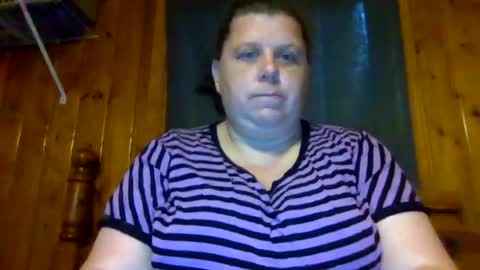 Snapshot of ashlie318 chatting on 06/12/26, 03:11 Diamond3654 online show from 06/12/26, 03:11