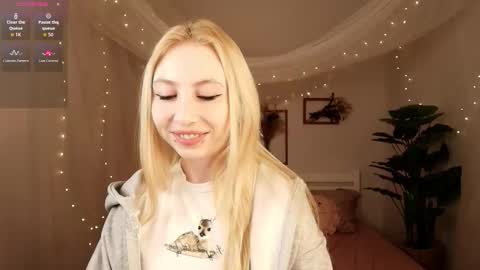 Victoria  online show from 03/04/26, 02:39