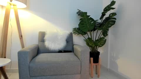 ashllovee online show from 02/08/25, 01:01