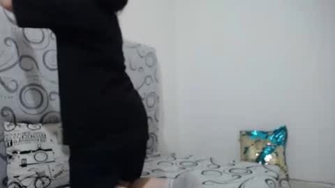 Snapshot of ashly_93 chatting on 12/31/24, 05:11 engel online show from 12/31/24, 05:11