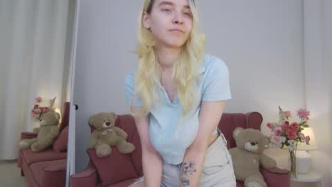 ashly_cherry online show from 10/10/25, 11:09