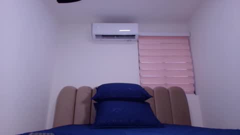 Snapshot of ashly_miller2 chatting on 12/02/25, 12:21 Ashly online show from 12/02/25, 12:21