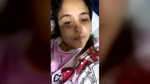 Snapshot of ashly_paez123 chatting on 04/14/26, 06:52 ashly_paez123 online show from 04/14/26, 06:52