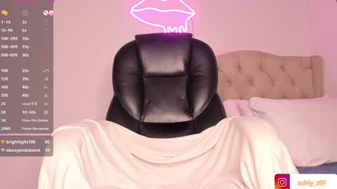 Snapshot of ashly_z chatting on 01/11/25, 01:59 Ashly online show from 01/11/25, 01:59