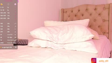 Snapshot of ashly_z chatting on 02/08/25, 01:32 Ashly online show from 02/08/25, 01:32