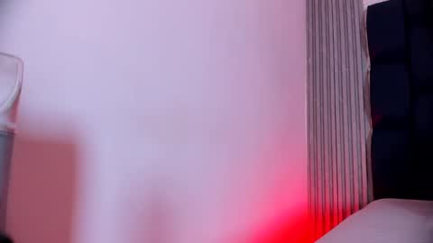 ashlybenison online show from 12/30/24, 04:20