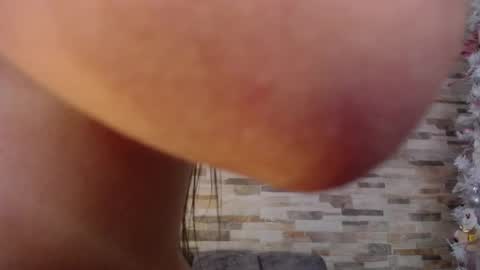 Snapshot of ashlye_hill chatting on 12/06/24, 06:48 Ashlye online show from 12/06/24, 06:48