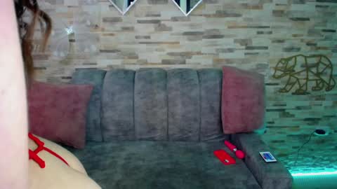 Snapshot of ashlye_hill chatting on 03/07/25, 04:13 Ashlye online show from 03/07/25, 04:13