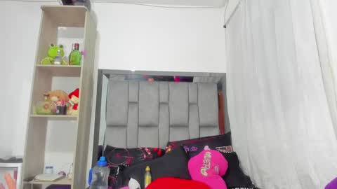 Snapshot of ashlye_hornyx chatting on 03/05/25, 04:34 Ashley online show from 03/05/25, 04:34