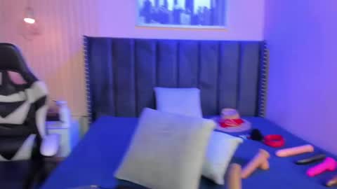 ashlye_miller_ online show from 04/12/26, 04:17