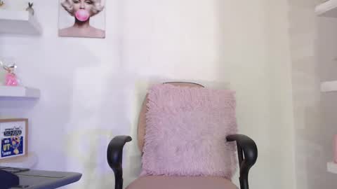  Ashly online show from 02/16/25, 10:21