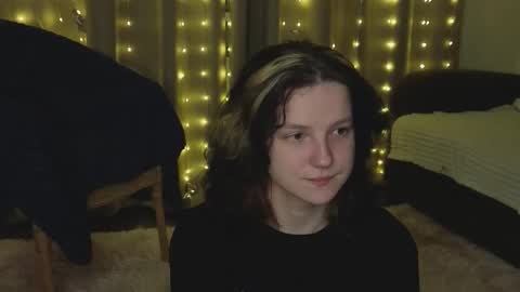 Snapshot of ashlyvincente chatting on 03/21/26, 10:24 Kristine online show from 03/21/26, 10:24