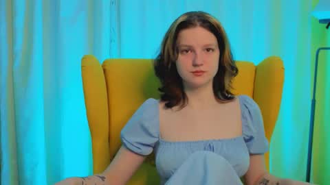 Snapshot of ashlyvincente chatting on 03/26/26, 06:57 Kristine online show from 03/26/26, 06:57