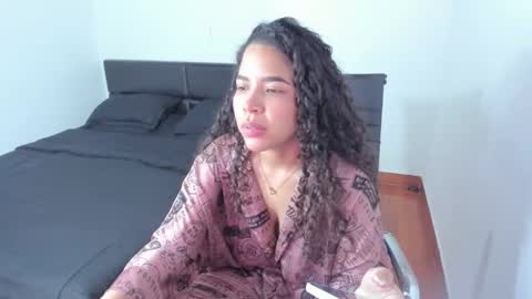 ashlyviper77 online show from 11/29/25, 04:54