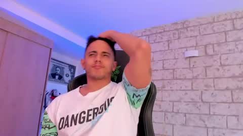 Snapshot of ashton_coleman_ chatting on 07/15/26, 08:36 my name real is camilo online show from 07/15/26, 08:36