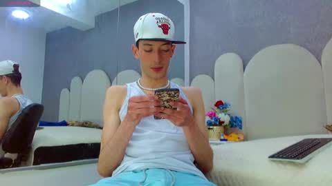 Snapshot of ashton_myers15 chatting on 08/02/26, 02:54 ashton_myers15 online show from 08/02/26, 02:54