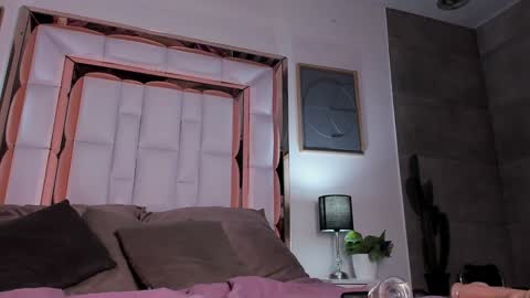 Snapshot of asia_25_ chatting on 01/29/25, 08:29 PAO   online show from 01/29/25, 08:29