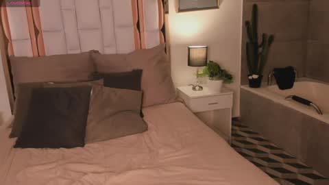 Snapshot of asia_25_ chatting on 03/12/25, 07:35 PAO   online show from 03/12/25, 07:35