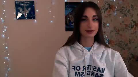 Snapshot of asia_n_ chatting on 11/18/25, 09:36 asia_n_ online show from 11/18/25, 09:36