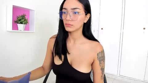 Camila online show from 01/10/25, 12:58